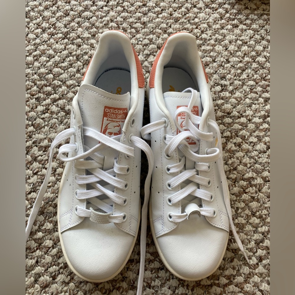 Stan smith adidas shoes! Never been worn in perfect condition - Picture 2 of 5